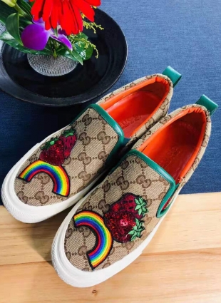 Gucci shoes brown