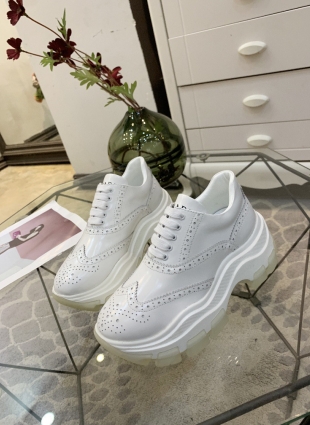 Prada sneakers white