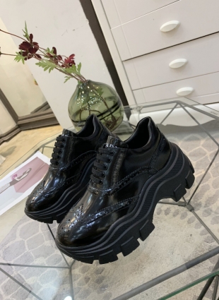 Prada sneakers black