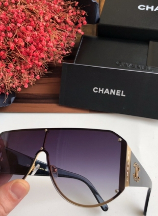CHANEL glasses