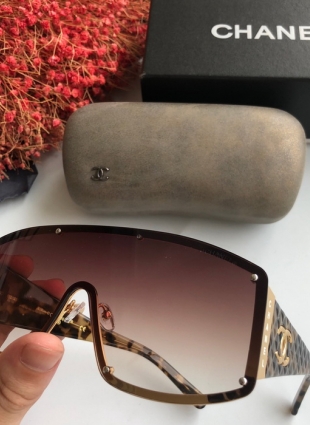 CHANEL glasses