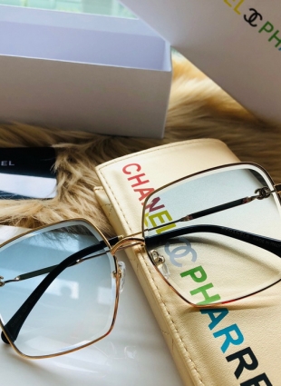 CHANEL glasses