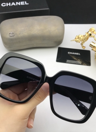 CHANEL glasses