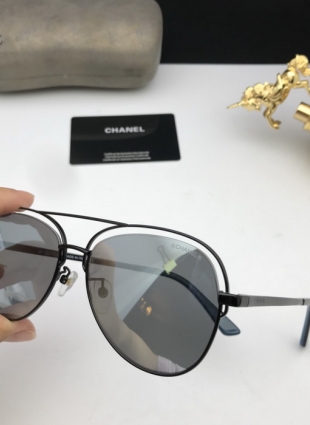 CHANEL glasses