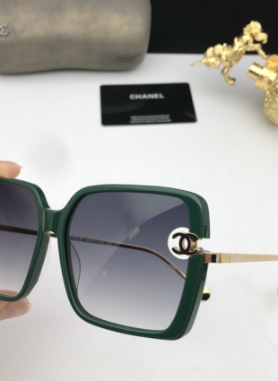 CHANEL glasses