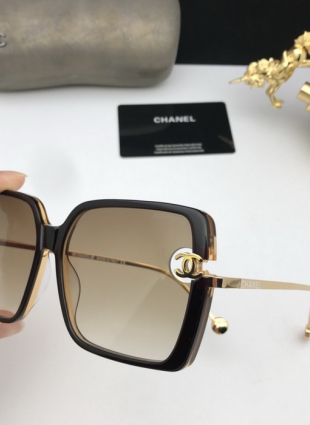 CHANEL glasses