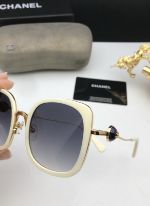 CHANEL glasses