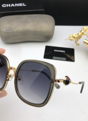 CHANEL glasses
