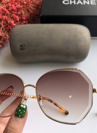 CHANEL glasses