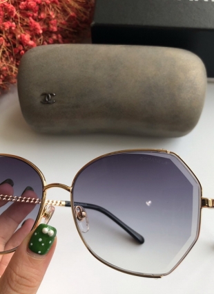 CHANEL glasses