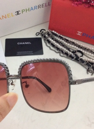 CHANEL glasses