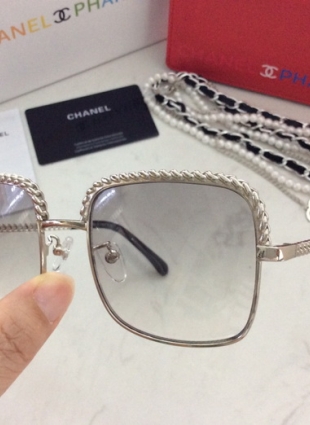 CHANEL glasses