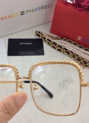 CHANEL glasses