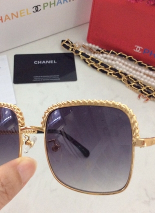 CHANEL glasses