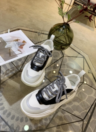 Prada sneakers white and black