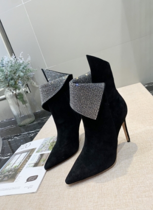 Aquazzura boots black