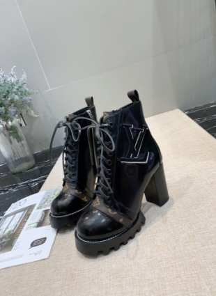 Louis Vuitton boots black