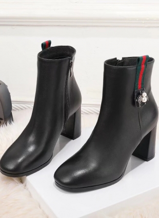 Gucci boots black