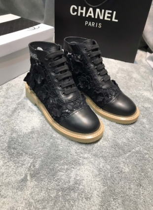 Chanel boots black