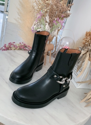 Givenchy boots black