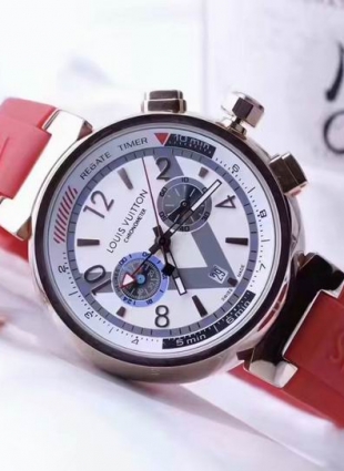 Louis Vuitton watch gold