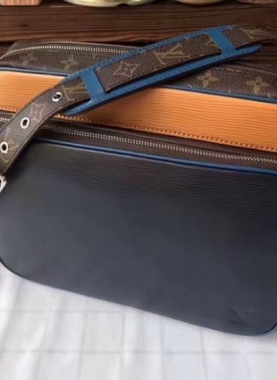 Louis Vuitton man shoulder bag