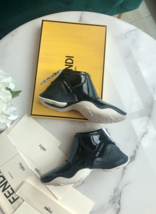 Fendi sneakers black
