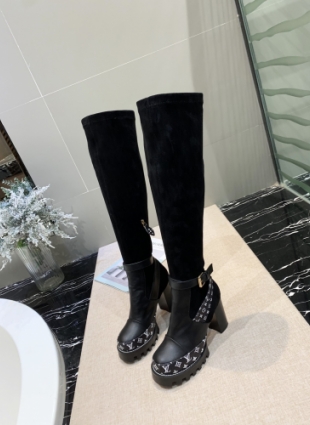 Louis Vuitton boots black