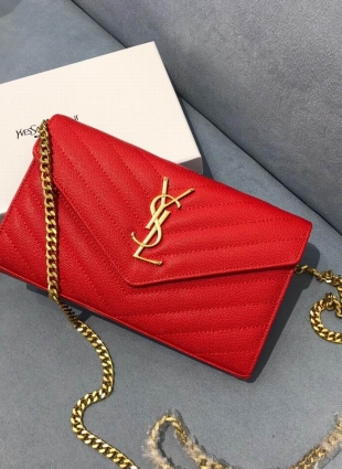 Yves Saint Laurent bag red, size 22.5x14x4 cm, caviar leather, gold chain