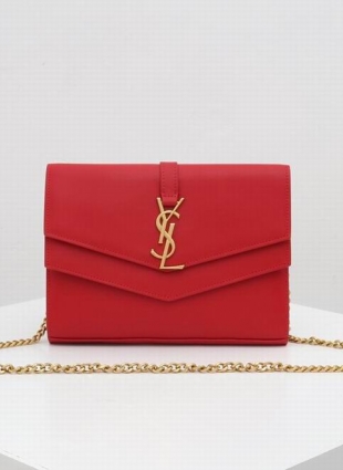 Yves Saint Laurent bag red, size 22.5x14x4cm, gold chain