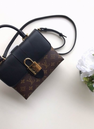 Louis Vuitton bag 21x17x8 cm