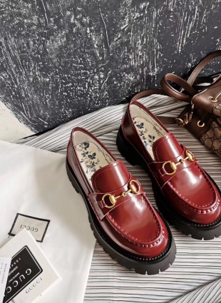 Gucci shoes burgundy