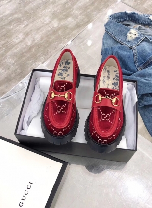 Gucci shoes burgundy