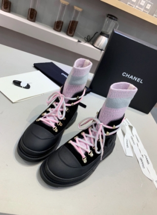 Chanel boots black and pink