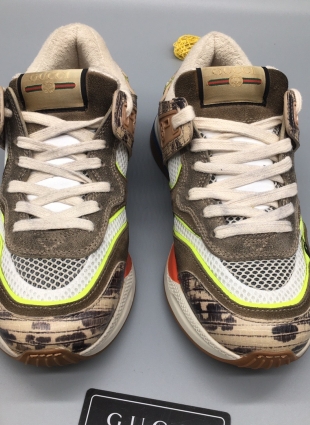 Gucci sneakers