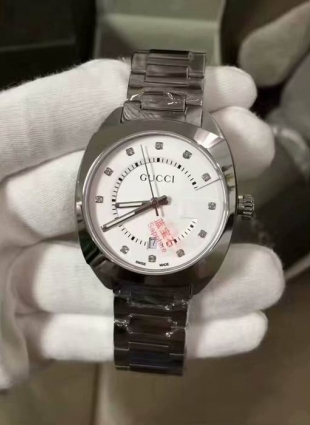Gucci watch