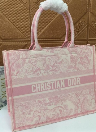 DIOR bag