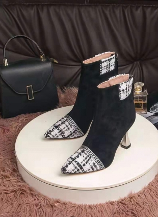 Fendi boots black