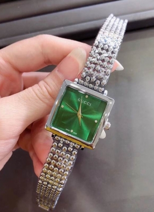 Gucci watch