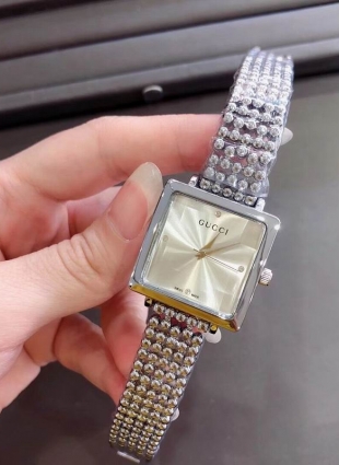 Gucci watch