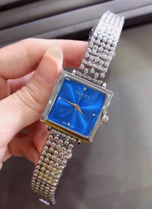 Gucci watch