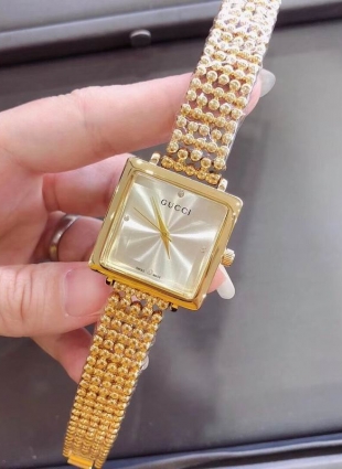 Gucci watch