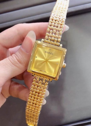 Gucci watch
