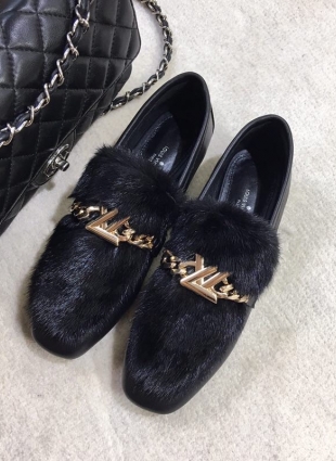 Louis Vuitton shoes black