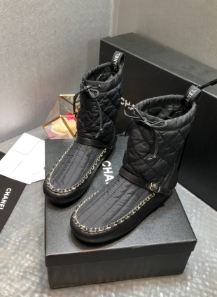 Chanel boots black