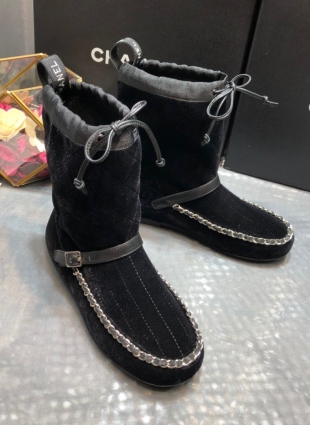 Chanel boots black