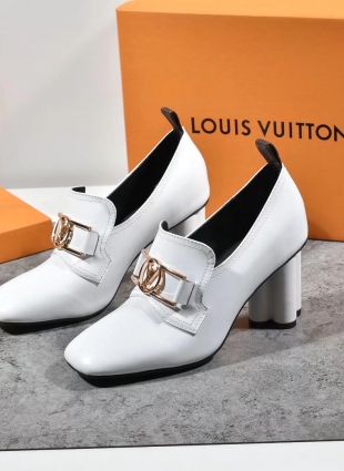 Louis Vuitton shoes white