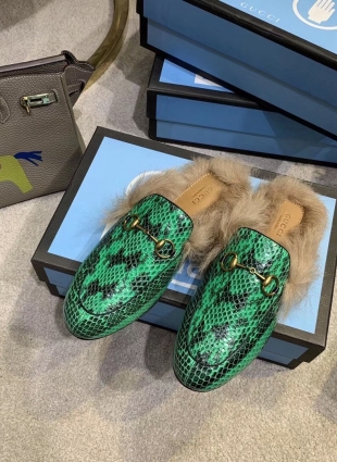 Gucci shoes green