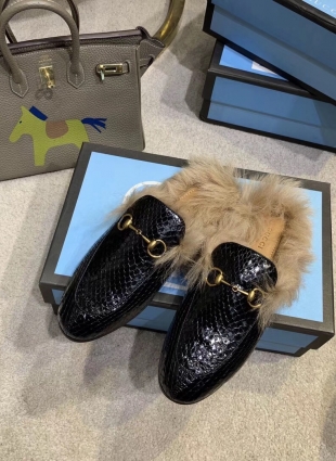 Gucci shoes black