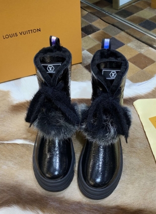 Louis Vuitton boots black